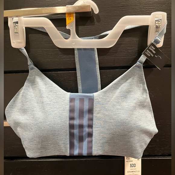 Adidas NWT sport bra 36DD - Picture 1 of 4